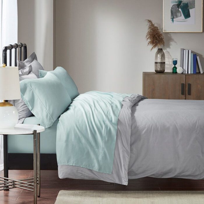  1500 Thread Count Cotton Blend 4 PC Sheet Set in Seafoam, Queen Madison Park20-4855