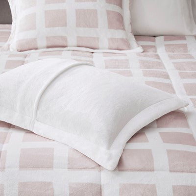  Mae Plush Comforter Set in Blush, King Madison Park10-6664
