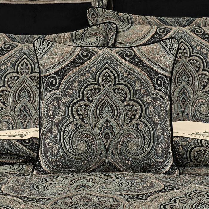 Vincenzo Glacier Square Decorative Throw Pillow 20" x 20"